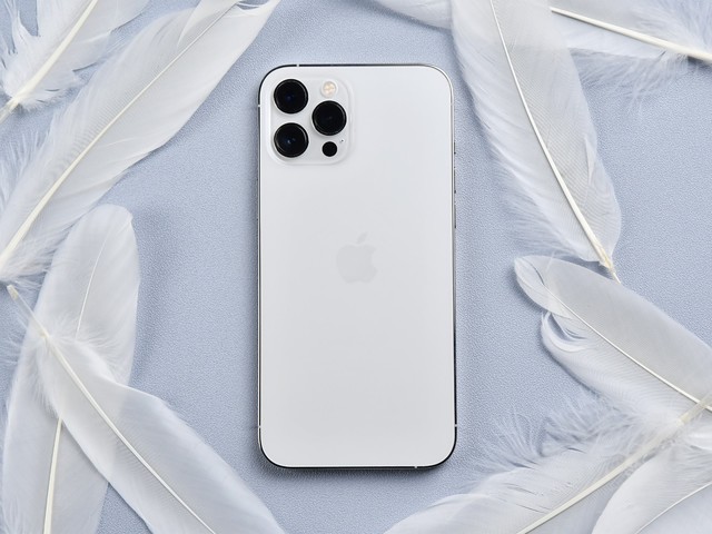 选iPhone 12 Pro还是选Max 看完再决定